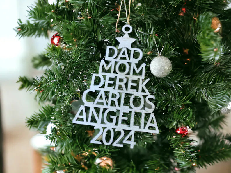 Personalized Family Christmas Ornament with Names – Custom Holiday Tree Decoration – Unique Family Gift